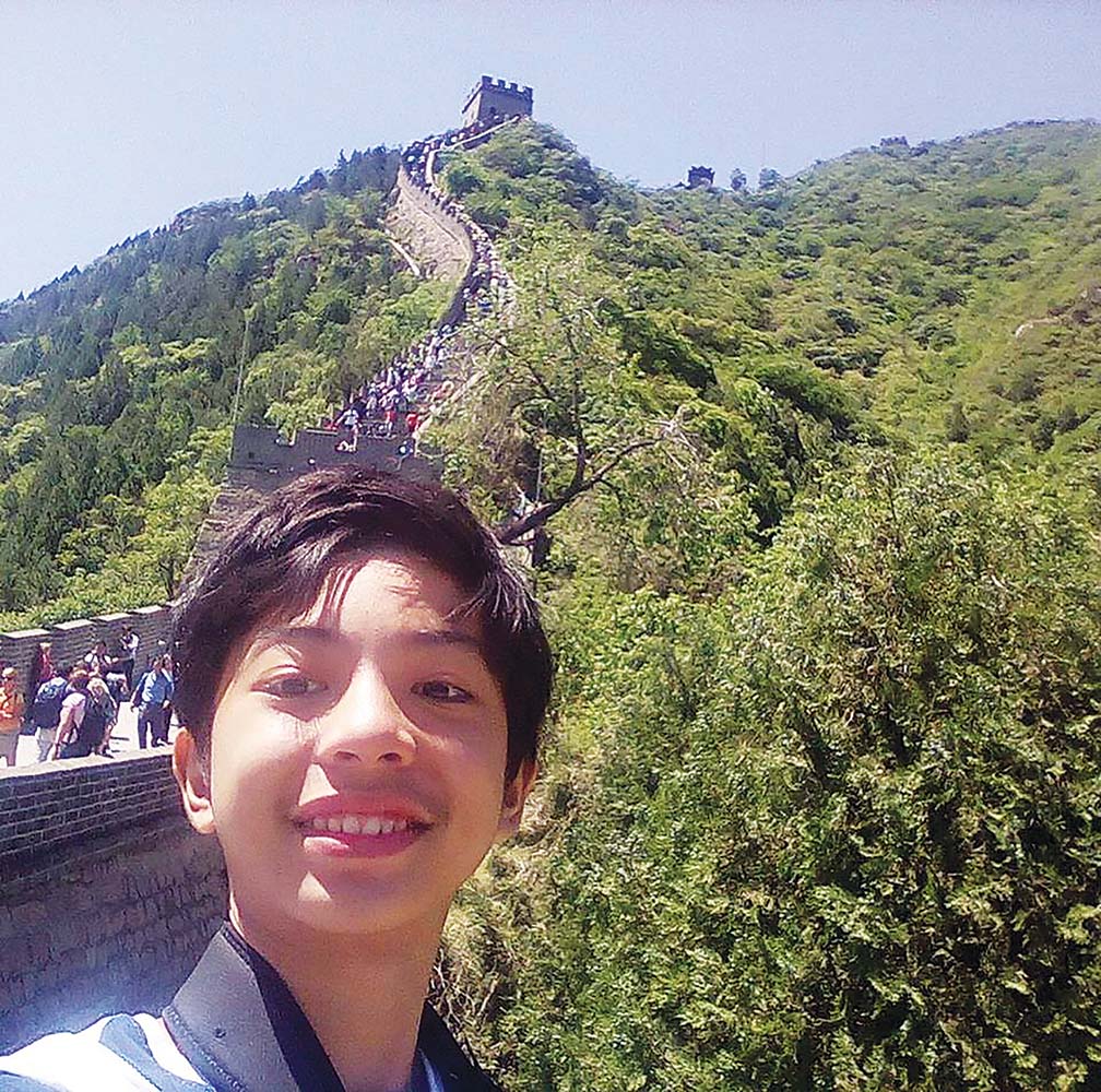 ESSAY-TARIMAN-PHOTO5_emman-great-wall-of-china