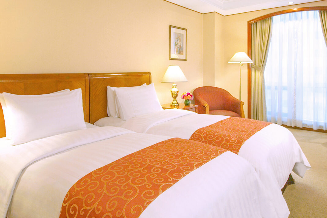Rho Dad's Staycation Deal